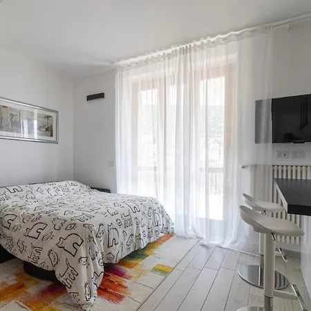We Como: View Apartment, Feeling In Charming Appartamento *